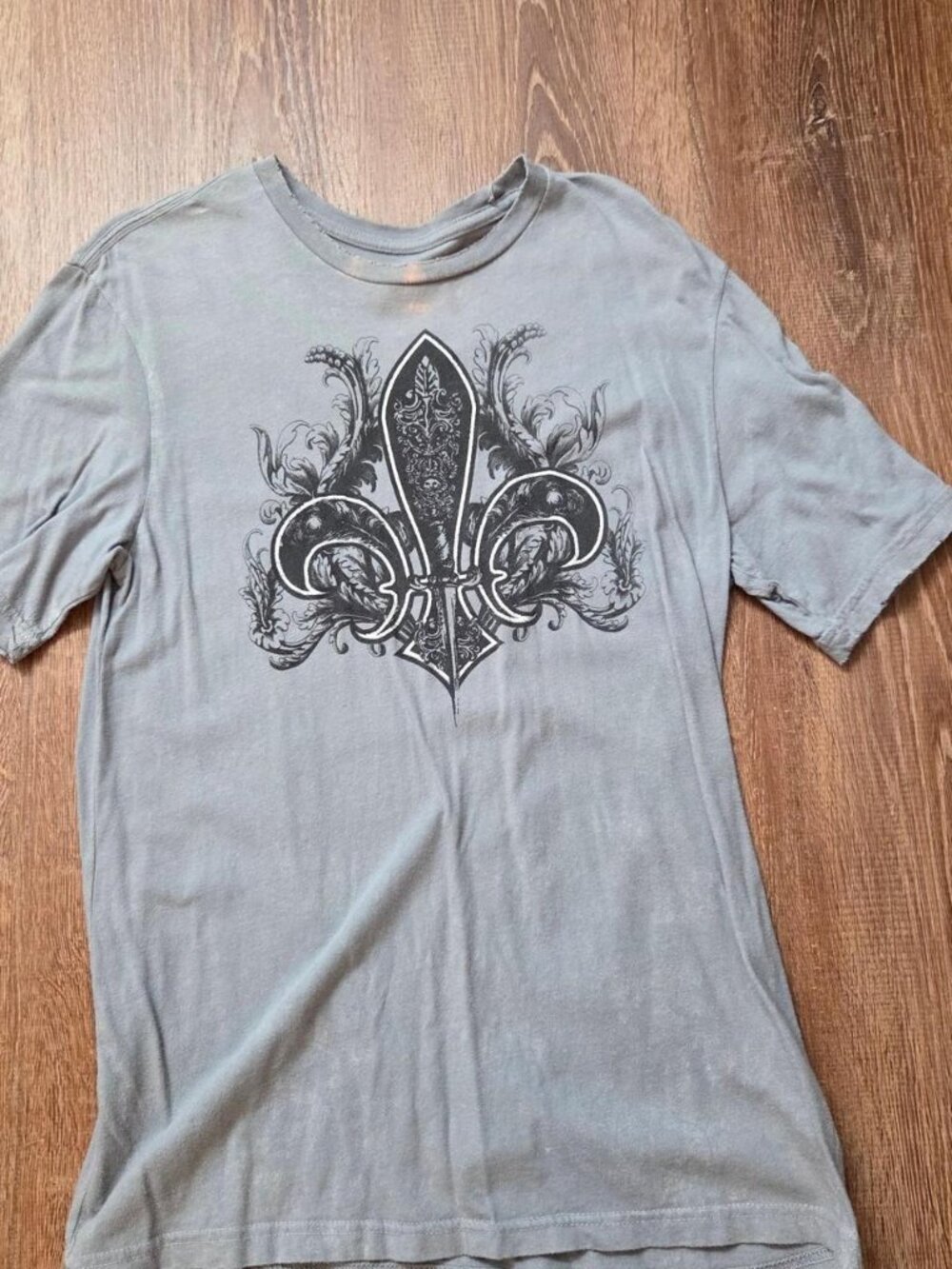 Y2K emo grunge alternative graphic tee